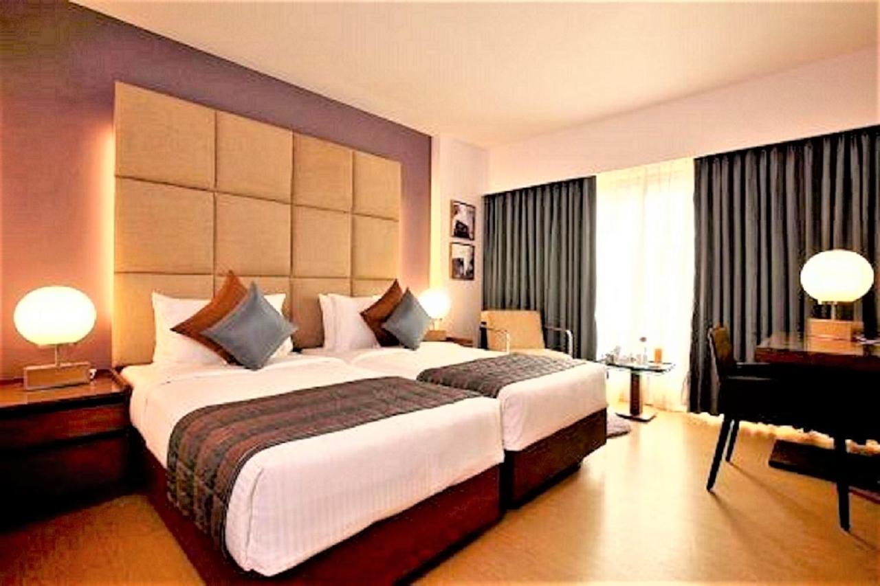 Yogi Executive Hotel Navi Mumbai Exterior foto